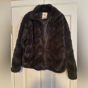 NWOT Urban Outfitters Black Eva Cozy Faux Fur Jacket Size Medium